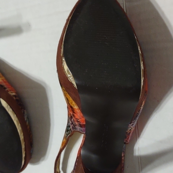 BCBGirls "Catilyn" stilettos - Picture 8 of 9